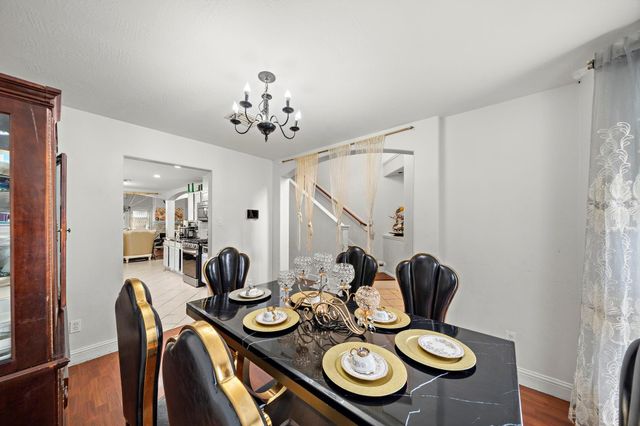 1122 N Magnolia Dale Drive, Fresno, TX 77545