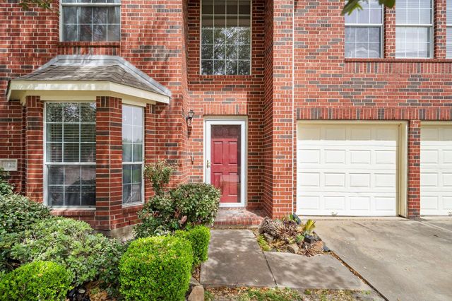 1122 N Magnolia Dale Drive, Fresno, TX 77545