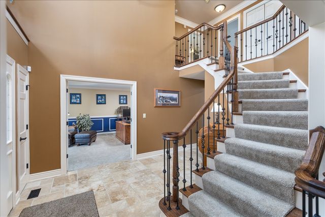 1576 Pine Lake Drive, Naperville, IL 60564