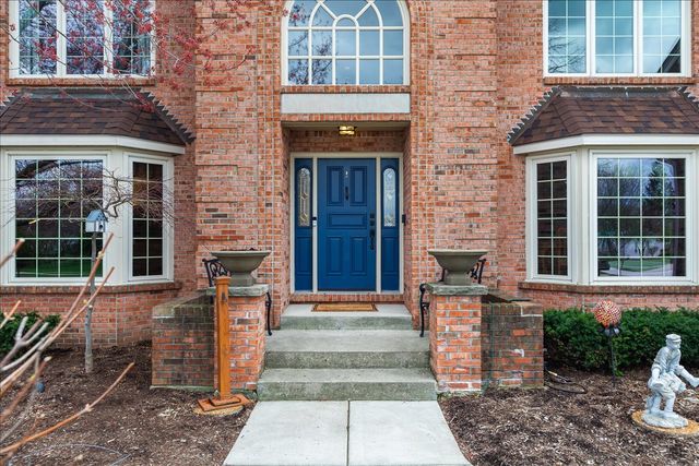 1576 Pine Lake Drive, Naperville, IL 60564