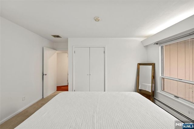 8 Brush Hill Road, Kinnelon Borough, NJ 07405