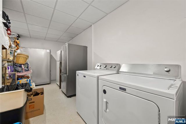 8 Brush Hill Road, Kinnelon Borough, NJ 07405