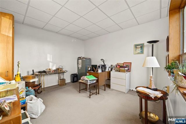 8 Brush Hill Road, Kinnelon Borough, NJ 07405