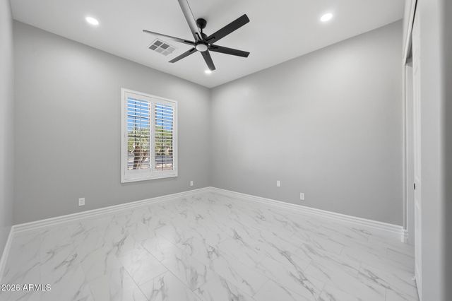 8001 W SAN JUAN Avenue, Glendale, AZ 85303