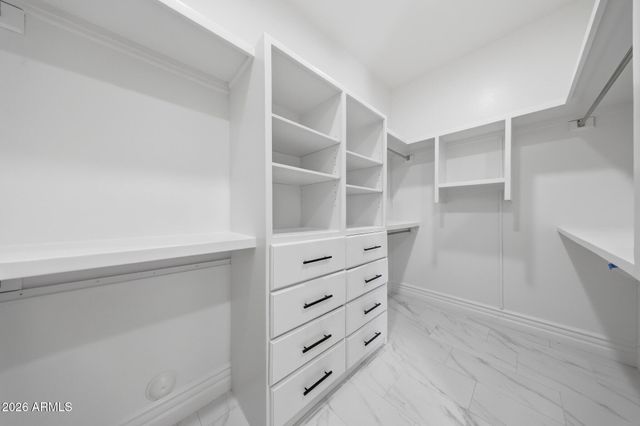 8001 W SAN JUAN Avenue, Glendale, AZ 85303