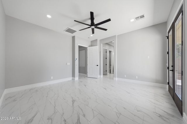 8001 W SAN JUAN Avenue, Glendale, AZ 85303