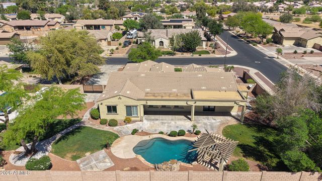 8001 W SAN JUAN Avenue, Glendale, AZ 85303