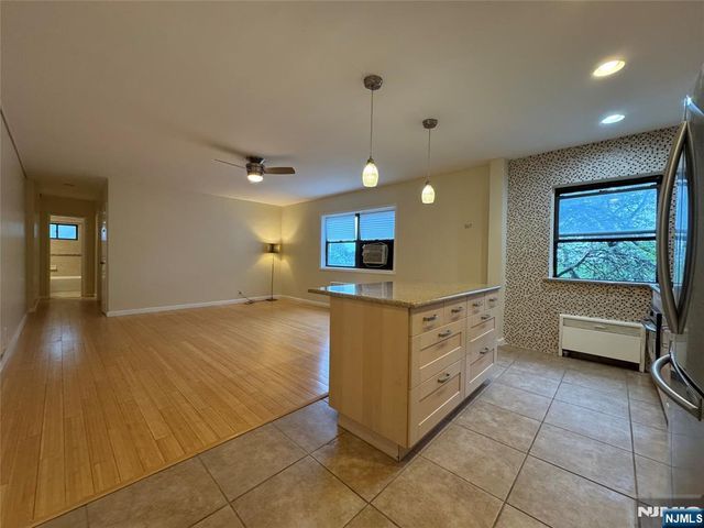 3001 Edwin Avenue 4A, Fort Lee, NJ 07024