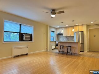 3001 Edwin Avenue 4A, Fort Lee, NJ 07024