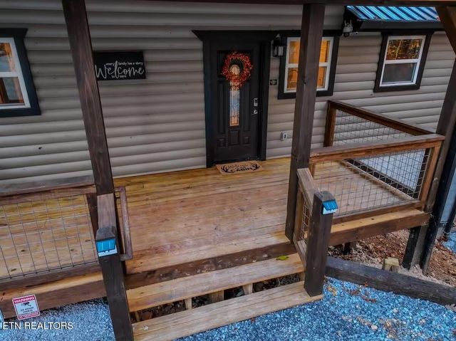 433 Ball Mountain Lane, Gatlinburg, TN 37738