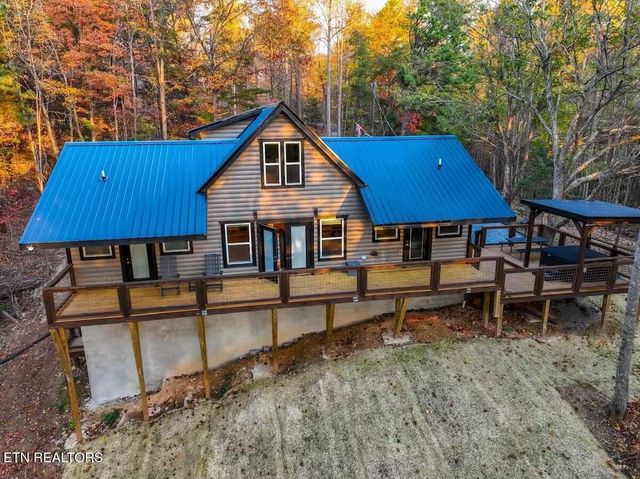 433 Ball Mountain Lane, Gatlinburg, TN 37738