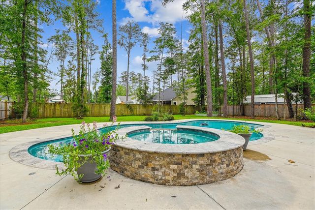 206 Almond Court, Summerville, SC 29483