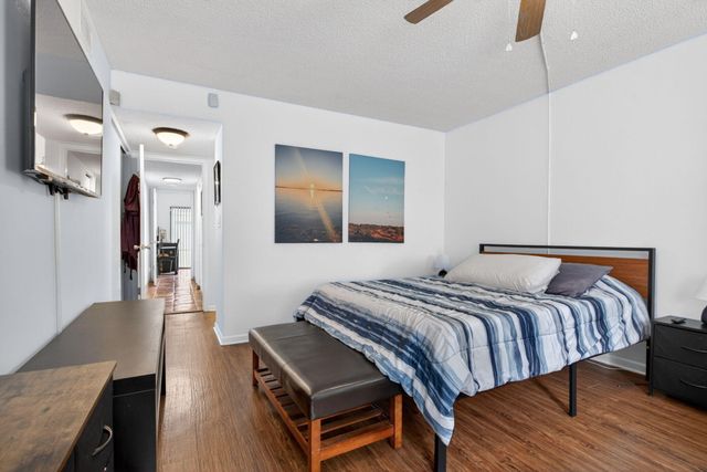 172 W Laurel Drive 1102, Margate, FL 33063