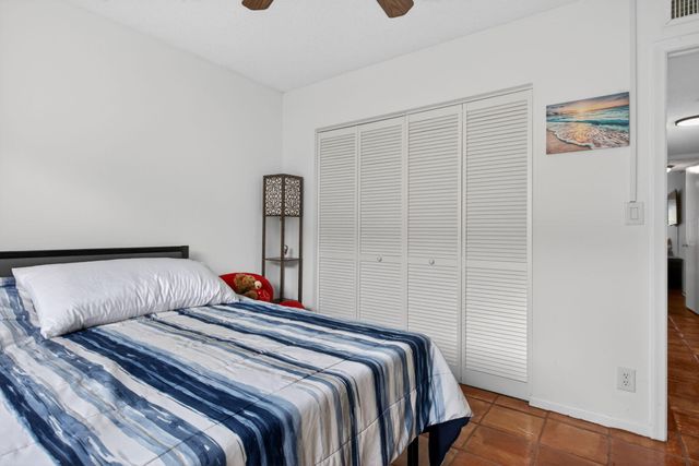 172 W Laurel Drive 1102, Margate, FL 33063