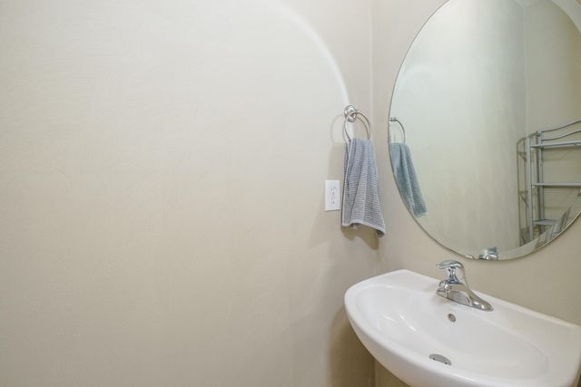 8717 Little Hoop RD, Roanoke, VA 24019