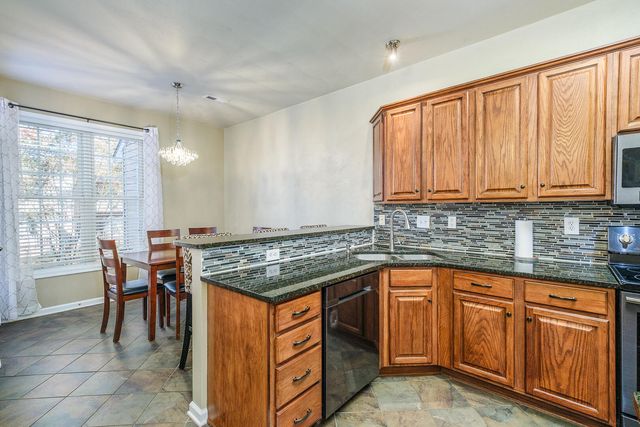 8717 Little Hoop RD, Roanoke, VA 24019