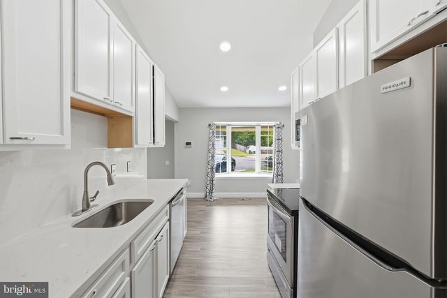 12203 KINGSBROOK ST, Bowie, MD 20721