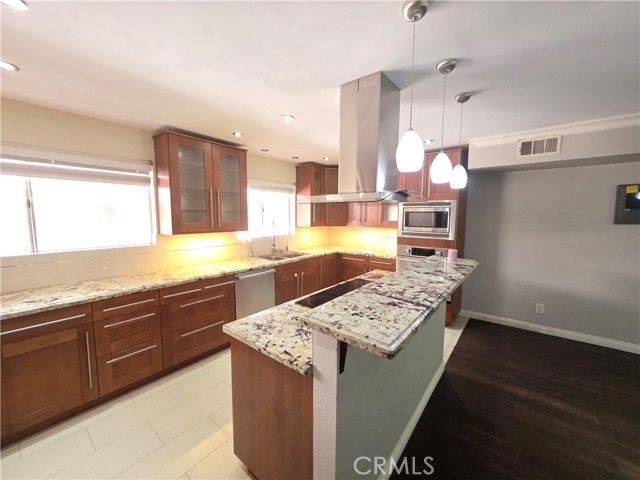 5256 Lindley, Encino (los Angeles), CA 91316