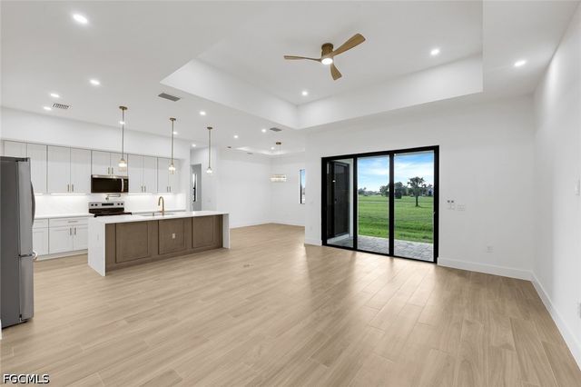 16463 Belo CT, Punta Gorda, FL 33955