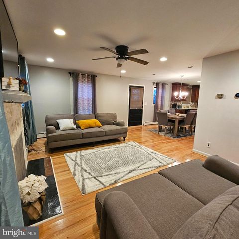 3616 CLIFMAR RD, Baltimore, MD 21244