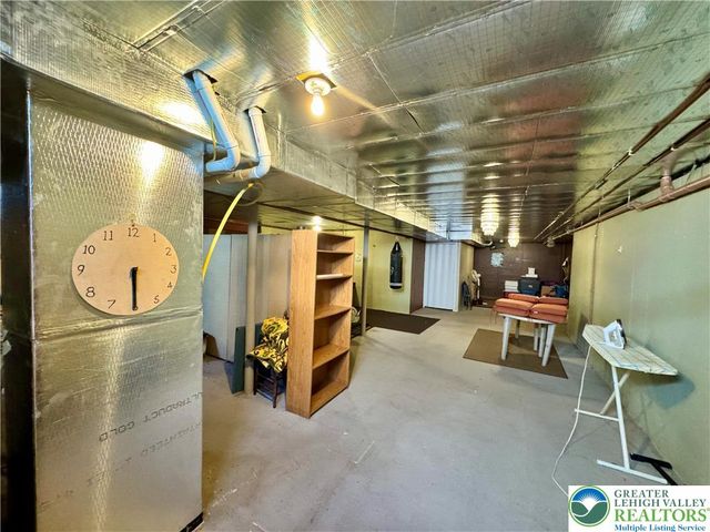 1942 Vintage Drive, Bethlehem Twp, PA 18045
