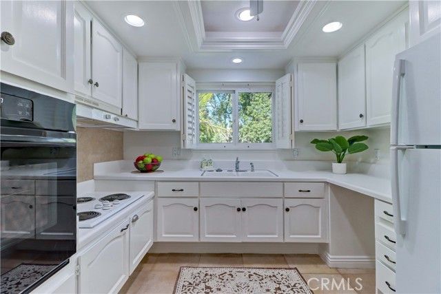 912 Ronda Sevilla O, Laguna Woods, CA 92637