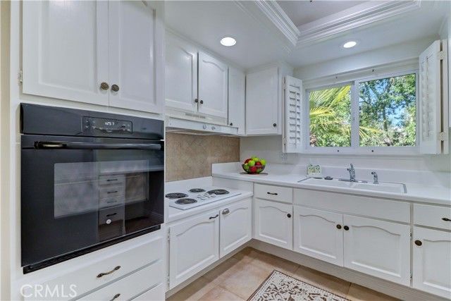 912 Ronda Sevilla O, Laguna Woods, CA 92637