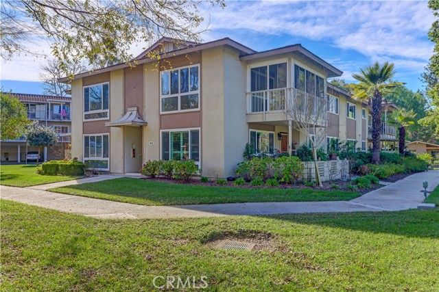 912 Ronda Sevilla O, Laguna Woods, CA 92637