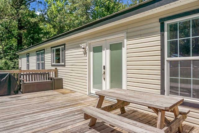717 Huskie Lane, Saint Stephen, SC 29479