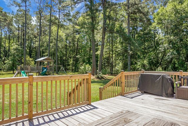 717 Huskie Lane, Saint Stephen, SC 29479