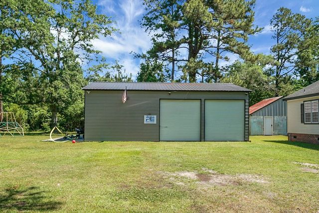 717 Huskie Lane, Saint Stephen, SC 29479