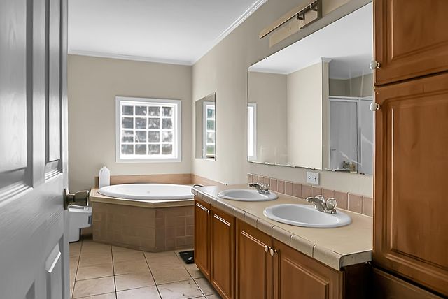 717 Huskie Lane, Saint Stephen, SC 29479