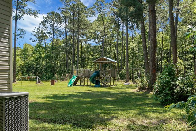 717 Huskie Lane, Saint Stephen, SC 29479