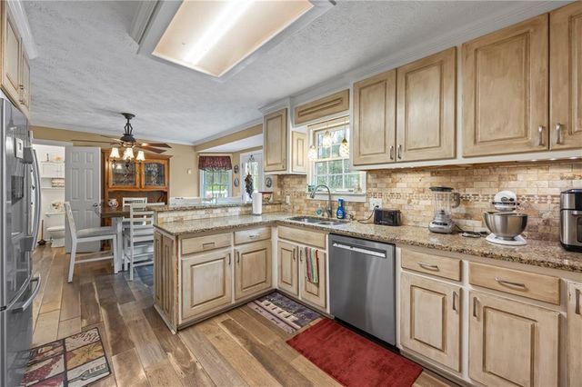 5041 Highway 332, Hoschton, GA 30548