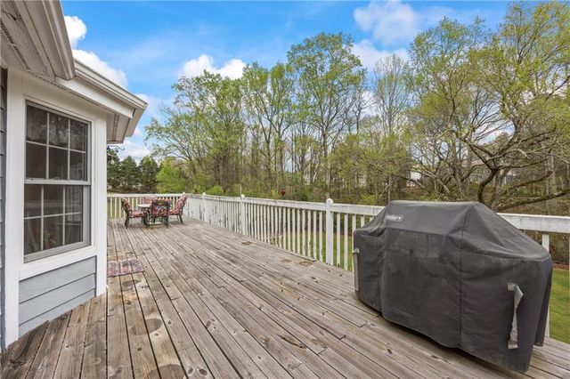 5041 Highway 332, Hoschton, GA 30548