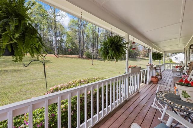 5041 Highway 332, Hoschton, GA 30548