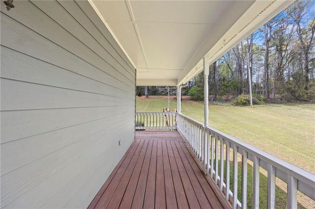 5041 Highway 332, Hoschton, GA 30548