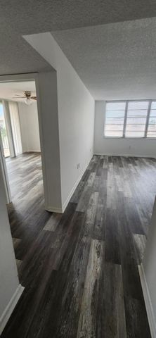 13390 NE 7th Avenue 304, North Miami, FL 33161