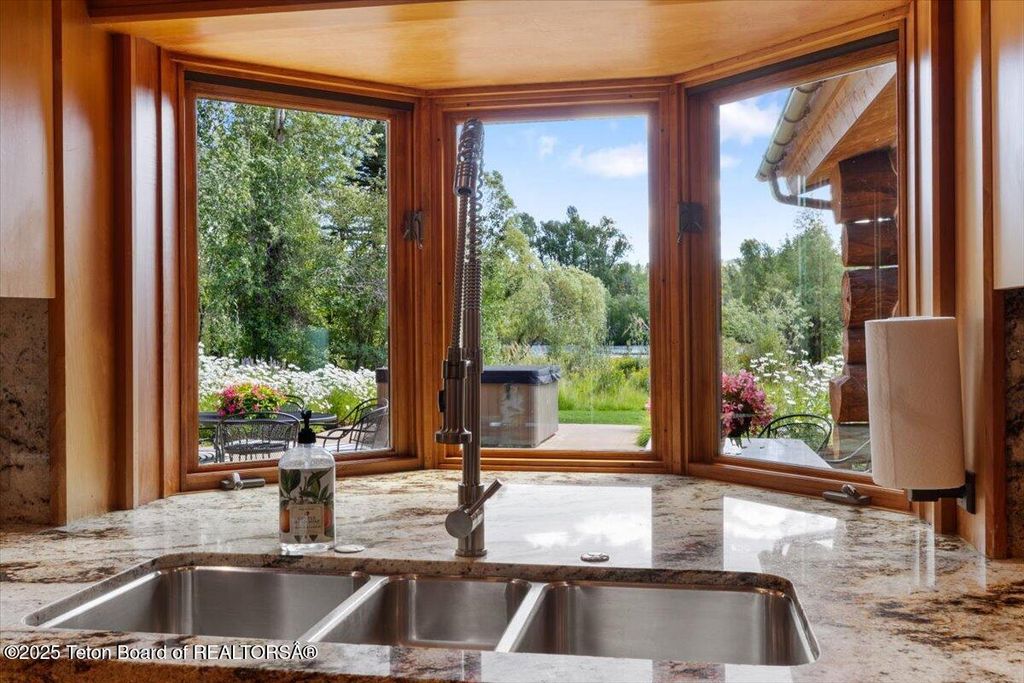 3932 W LINN RANCH Road, Wilson, WY 83014 photo 32