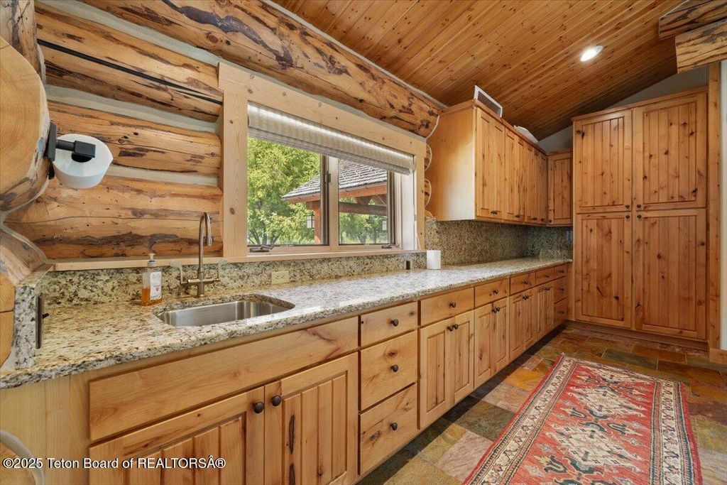 3932 W LINN RANCH Road, Wilson, WY 83014 photo 35