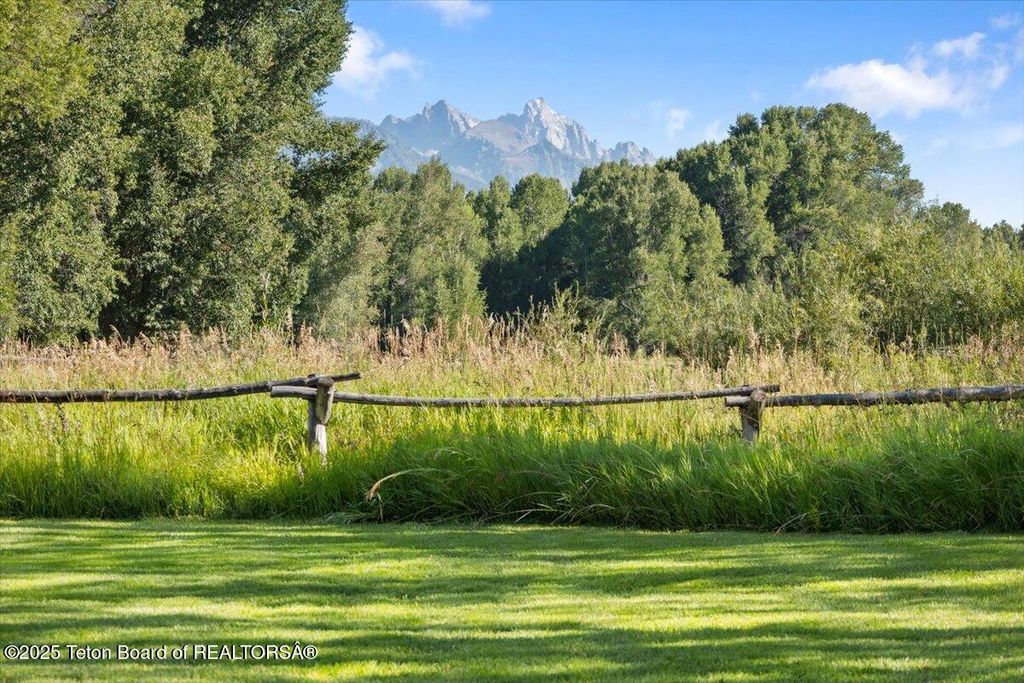 3932 W LINN RANCH Road, Wilson, WY 83014 photo 53