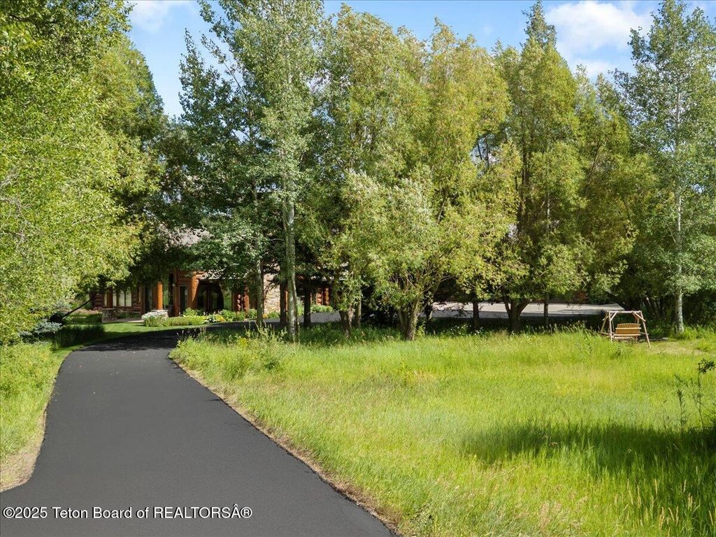 3932 W LINN RANCH Road, Wilson, WY 83014 photo 63