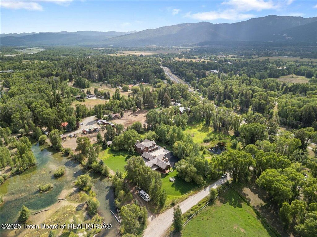 3932 W LINN RANCH Road, Wilson, WY 83014 photo 67