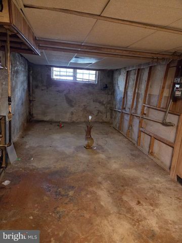 1724 ROSELYN ST, Philadelphia, PA 19141