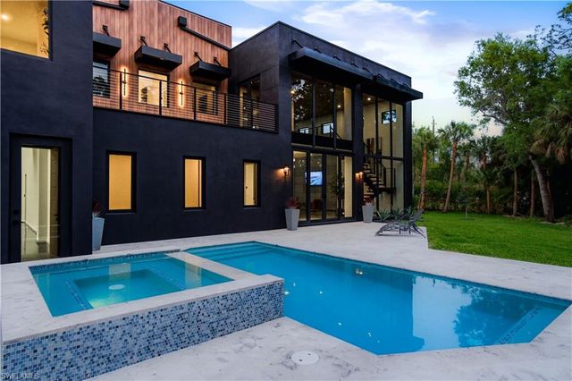 27100 Imperial PKWY, Bonita Springs, FL 34135