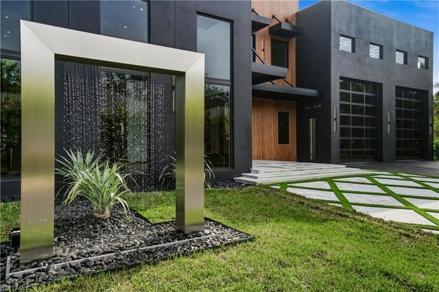 27100 Imperial PKWY, Bonita Springs, FL 34135