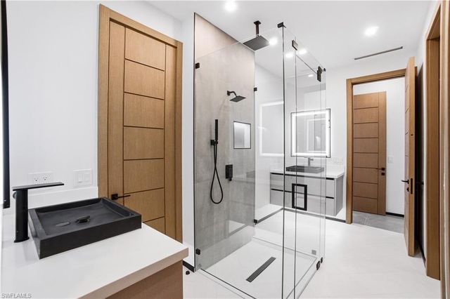 27100 Imperial PKWY, Bonita Springs, FL 34135