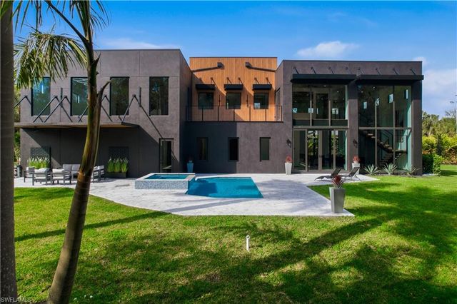 27100 Imperial PKWY, Bonita Springs, FL 34135