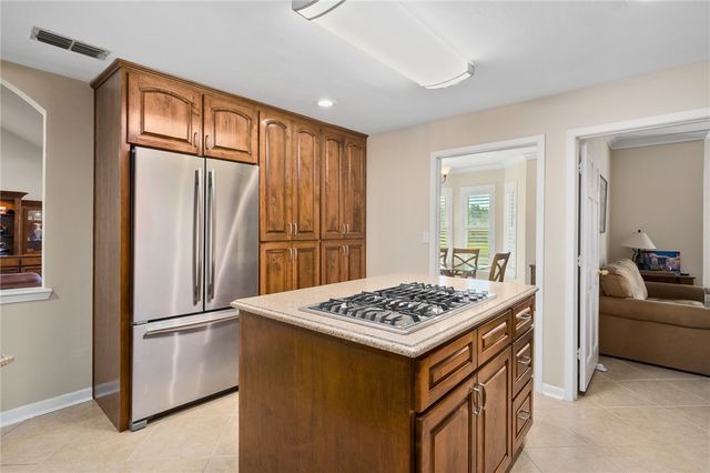 425 Seco Dr, Portland, TX 78374