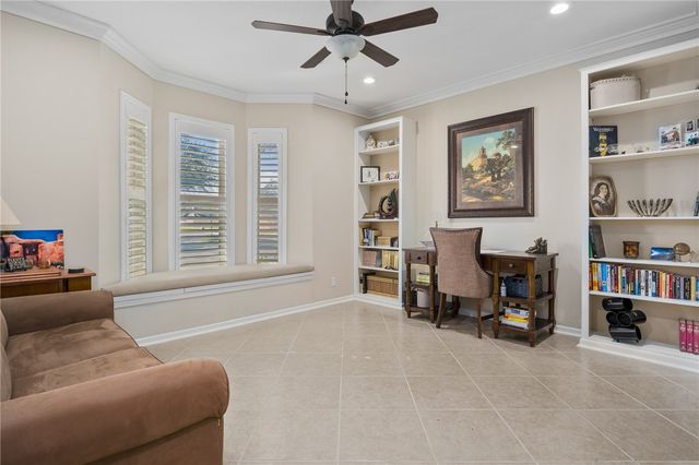 425 Seco Dr, Portland, TX 78374